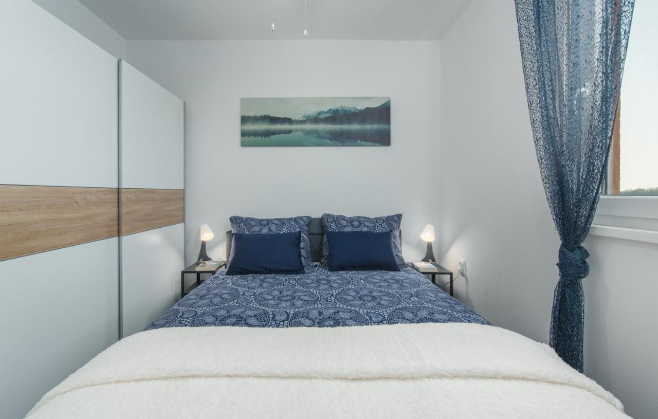 Holiday home Pendolina With Private Pool *