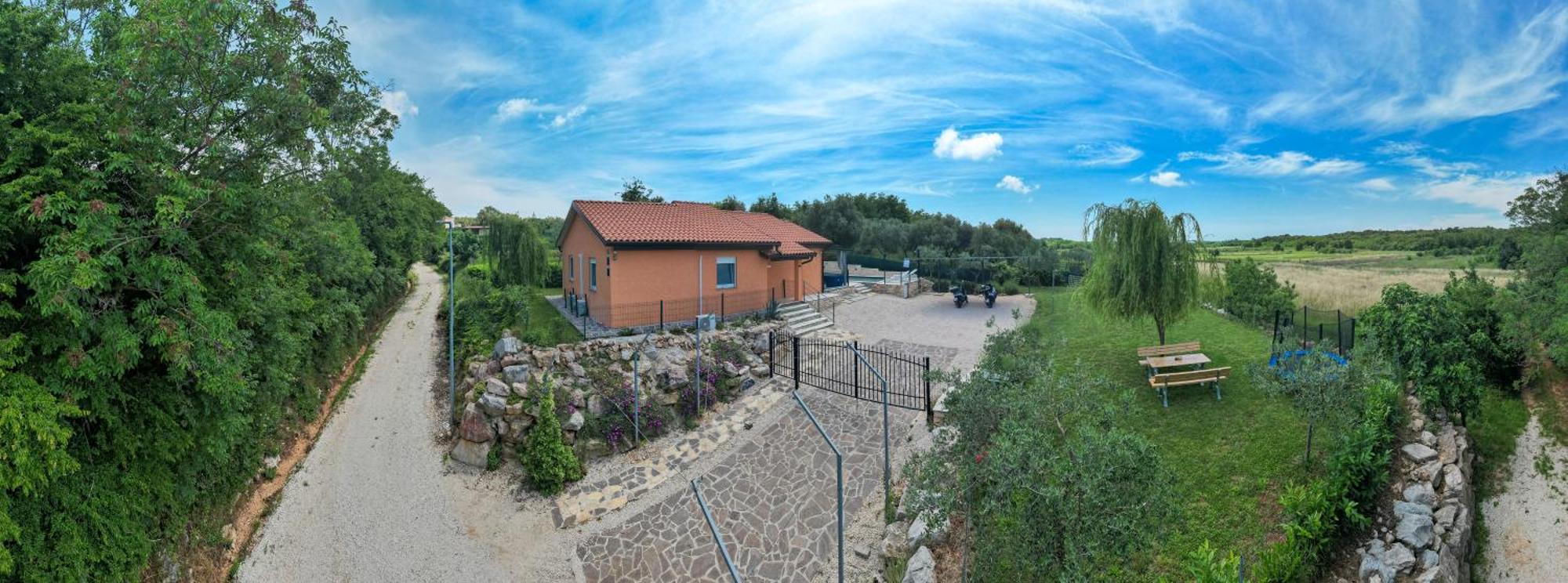 Pendolina With Private Pool Buje