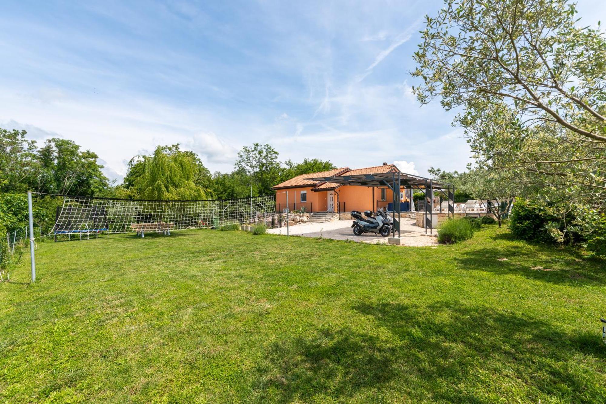 Holiday home Pendolina With Private Pool