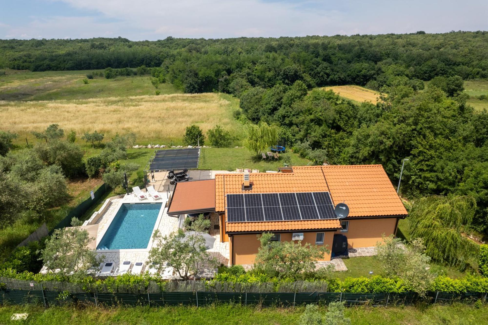 Pendolina With Private Pool Buje